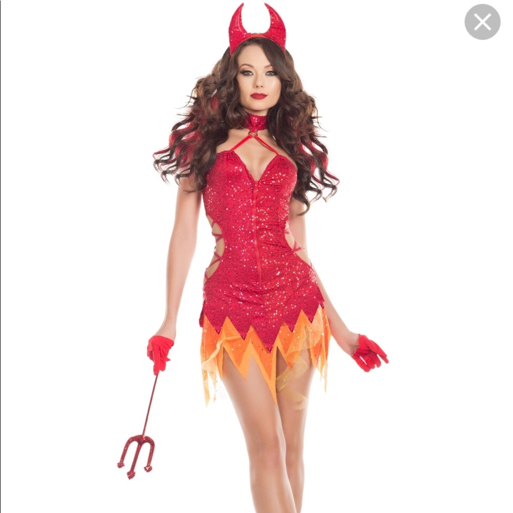 - Starlinela sexy devil costume
